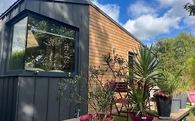 Tiny House indépendante tout confort full équipement adult only-seulement